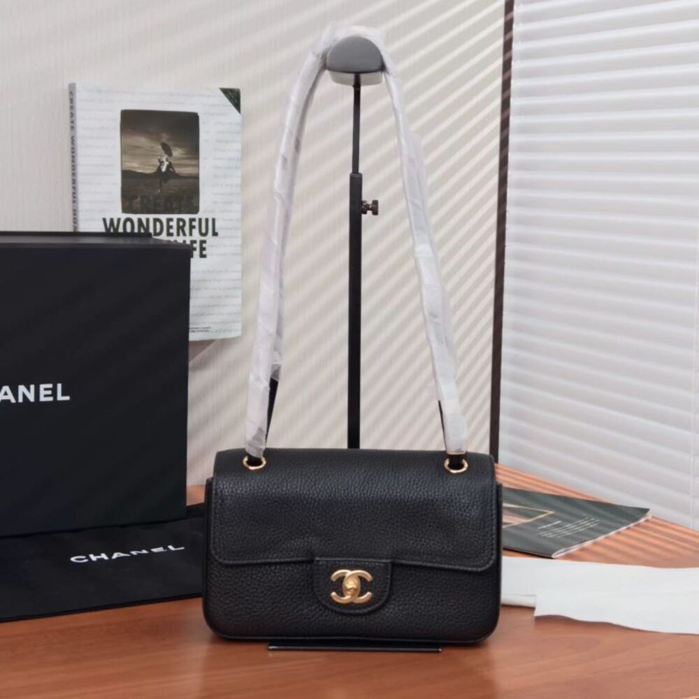 Chanel Women Pre-Loved Bag Very Good Condition